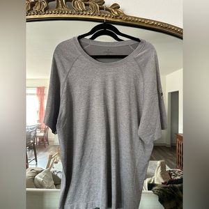 Men’s Gray Fabletics Training Day Tee